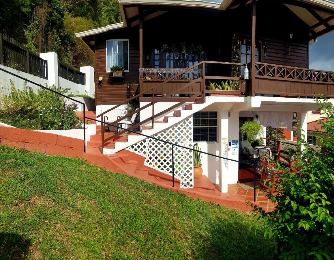 The Suite Spot Apartment - Private Paradise Stay Soufrière Dış mekan fotoğraf